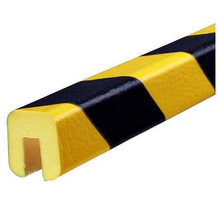 Hranatý ochranný profil Ampere, s drážkou, délka 500 cm