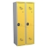 Svařovaná šatní skříň s mezistěnou Acial, 2 oddíly, 400 mm, cylindrický zámek, šedá/žlutá